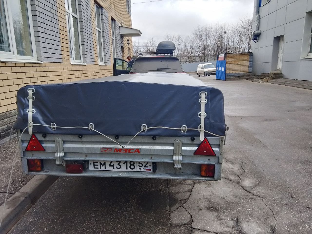 Автотенты, каркасы, ворота